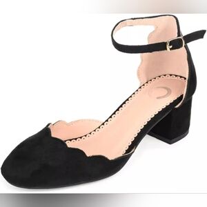 Journee Collection Women's Edna Pumps 5.5